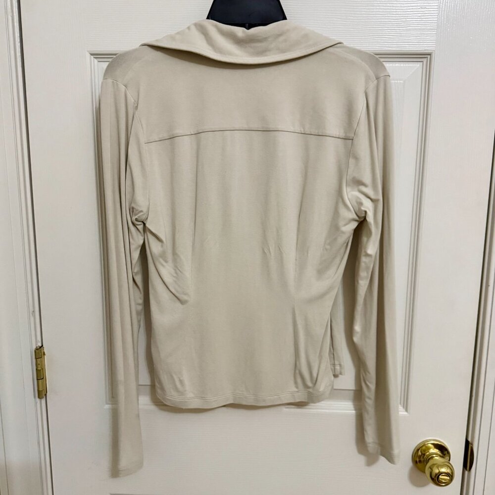 cabi Crossover Top Size Small - Picture 3 of 5